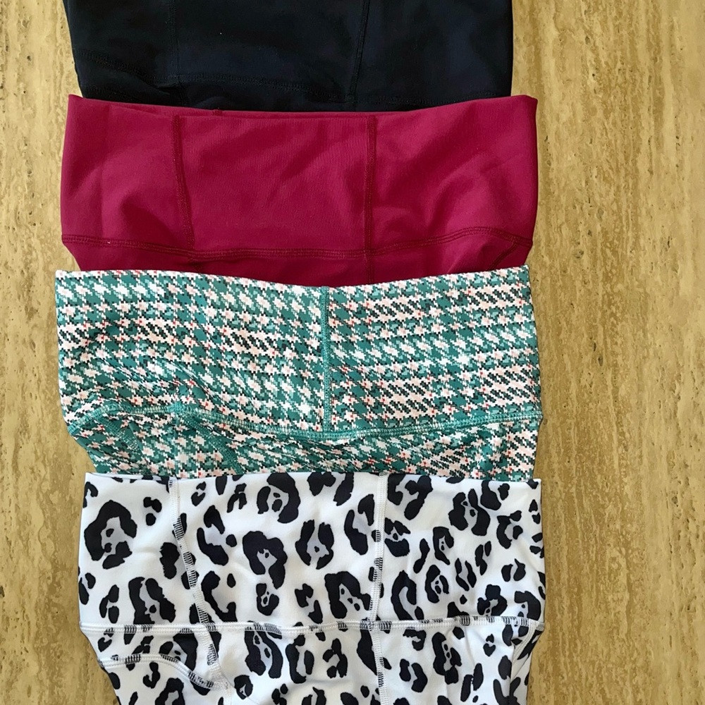 4 Pair Fabletics Oasis Powerhold Pants Leggings Size Small